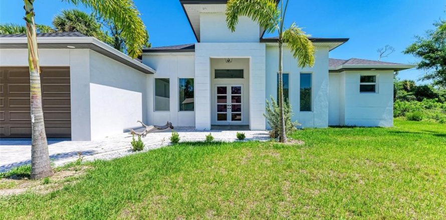 House in North Port, Florida 3 bedrooms, 208.57 sq.m. № 1771018