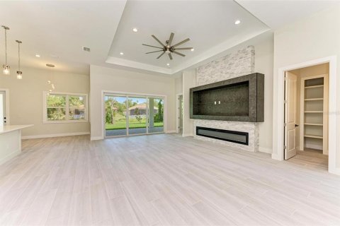 House in North Port, Florida 3 bedrooms, 208.57 sq.m. № 1771018 - photo 21