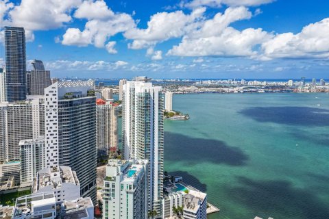 Condominio en venta en Miami, Florida, 1 dormitorio, 105.44 m2 № 2002123 - foto 23