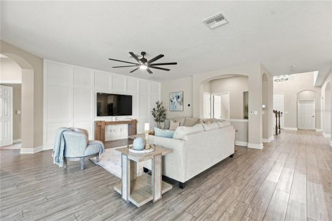 Casa en venta en Land O' Lakes, Florida, 5 dormitorios, 391.95 m2 № 2384069 - foto 27