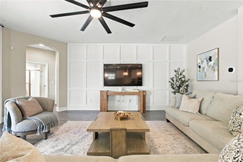Casa en venta en Land O' Lakes, Florida, 5 dormitorios, 391.95 m2 № 2384069 - foto 14