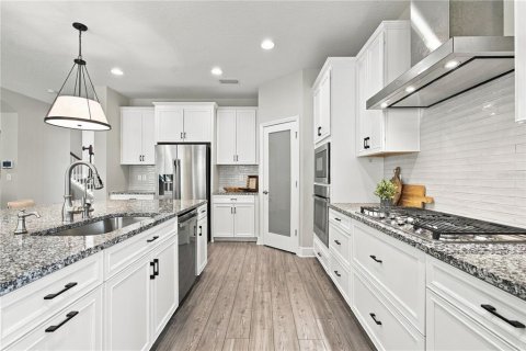 Casa en venta en Land O' Lakes, Florida, 5 dormitorios, 391.95 m2 № 2384069 - foto 19
