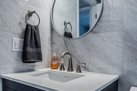 Condominio en alquiler en Treasure Island, Florida, 1 dormitorio, 53.88 m2 № 1782404 - foto 20