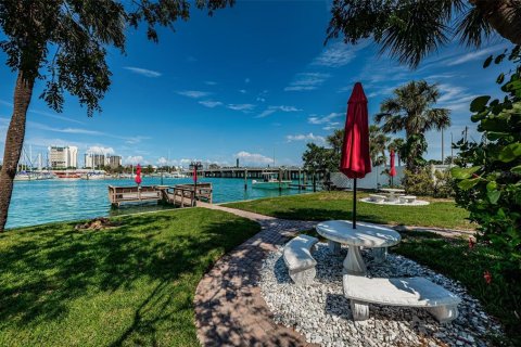 Condominio en alquiler en Treasure Island, Florida, 1 dormitorio, 53.88 m2 № 1782404 - foto 25