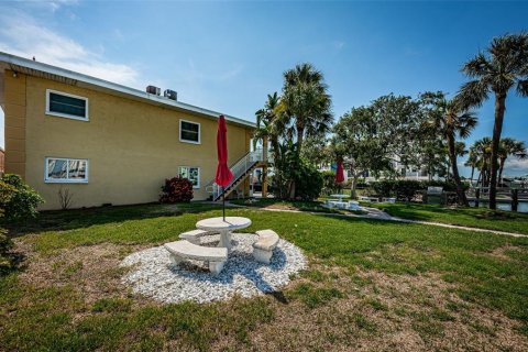 Condominio en alquiler en Treasure Island, Florida, 1 dormitorio, 53.88 m2 № 1782404 - foto 27