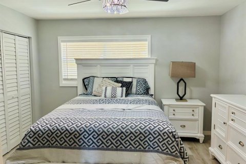 Condominio en alquiler en Treasure Island, Florida, 1 dormitorio, 53.88 m2 № 1782404 - foto 6