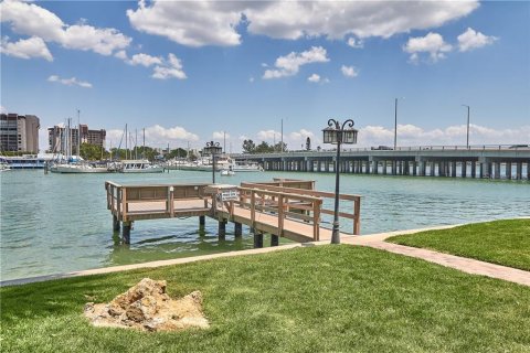 Condominio en alquiler en Treasure Island, Florida, 1 dormitorio, 53.88 m2 № 1782404 - foto 10