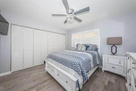 Condominio en alquiler en Treasure Island, Florida, 1 dormitorio, 53.88 m2 № 1782404 - foto 21