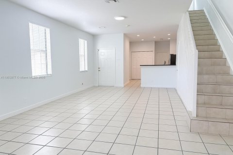 Adosado en alquiler en Weston, Florida, 4 dormitorios, 166.3 m2 № 1963538 - foto 6