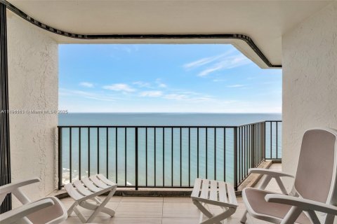 Снять в аренду кондоминиум в Дженсен-Бич, Флорида 2 спальни, 125.05м2, № 2014316 - фото 27