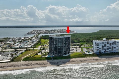 Снять в аренду кондоминиум в Дженсен-Бич, Флорида 2 спальни, 125.05м2, № 2014316 - фото 2