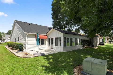 House in Lady Lake, Florida 3 bedrooms, 160.72 sq.m. № 1907878 - photo 4