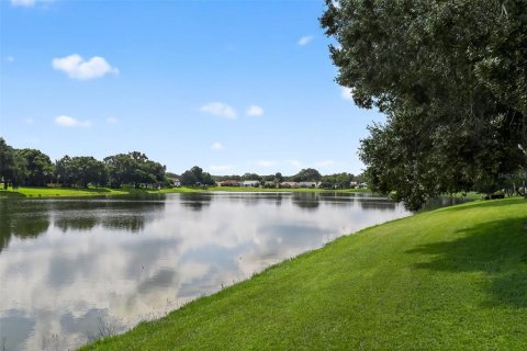 Casa en venta en Lady Lake, Florida, 3 dormitorios, 160.72 m2 № 1907878 - foto 1