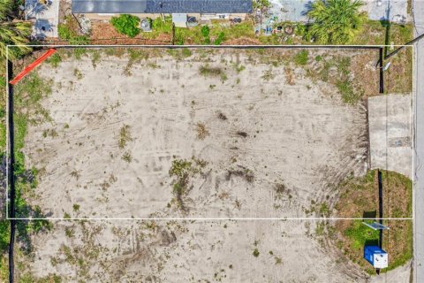 House in Tampa, Florida 4 bedrooms, 288 sq.m. № 2098761 - photo 5
