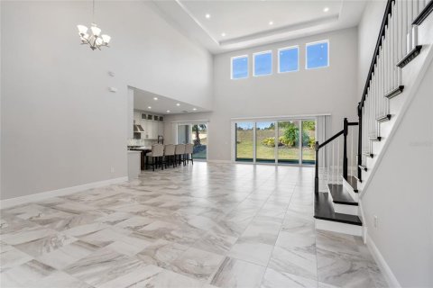 House in Montverde, Florida 5 bedrooms, 410.35 sq.m. № 2198712 - photo 3