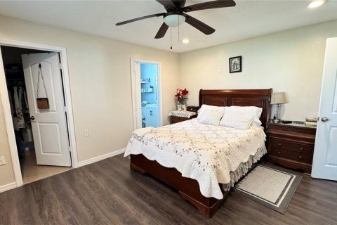 House in Palm Coast, Florida 4 bedrooms, 153.29 sq.m. № 2397049 - photo 15