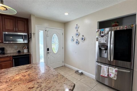 House in Palm Coast, Florida 4 bedrooms, 153.29 sq.m. № 2397049 - photo 9