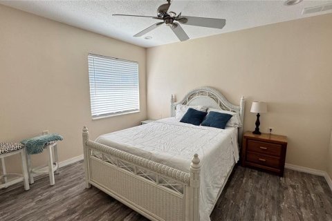 House in Palm Coast, Florida 4 bedrooms, 153.29 sq.m. № 2397049 - photo 23