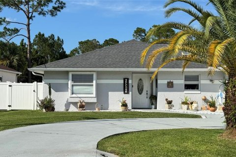 House in Palm Coast, Florida 4 bedrooms, 153.29 sq.m. № 2397049 - photo 3