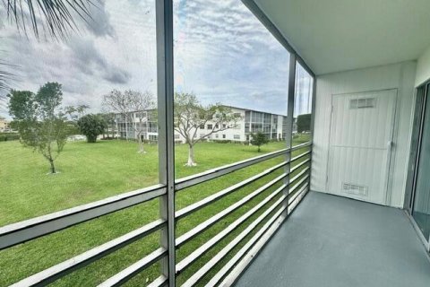 Copropriété à vendre à Boca Raton, Floride: 2 chambres, 77.57 m2 № 2261795 - photo 11