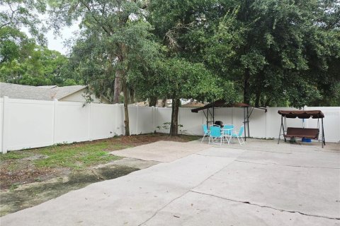 Villa ou maison à vendre à Tampa, Floride: 4 chambres, 146.04 m2 № 2411421 - photo 13