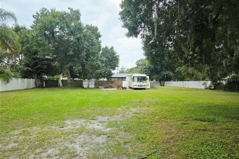 Villa ou maison à vendre à Tampa, Floride: 4 chambres, 146.04 m2 № 2411421 - photo 27