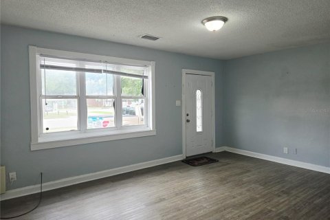 Villa ou maison à vendre à Tampa, Floride: 4 chambres, 146.04 m2 № 2411421 - photo 6