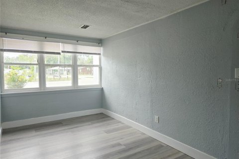 Villa ou maison à vendre à Tampa, Floride: 4 chambres, 146.04 m2 № 2411421 - photo 11