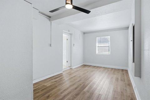 Casa en venta en Sarasota, Florida, 3 dormitorios, 128.21 m2 № 2385969 - foto 25