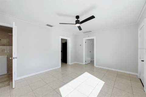 Casa en venta en Sarasota, Florida, 3 dormitorios, 128.21 m2 № 2385969 - foto 12