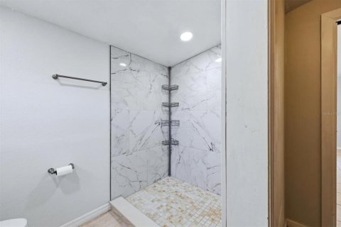 Casa en venta en Sarasota, Florida, 3 dormitorios, 128.21 m2 № 2385969 - foto 15