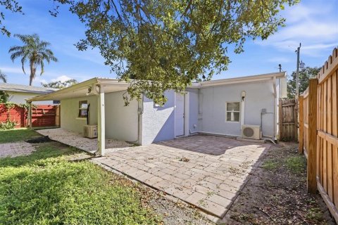 Casa en venta en Sarasota, Florida, 3 dormitorios, 128.21 m2 № 2385969 - foto 29