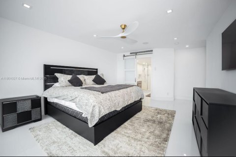 Condominio en alquiler en Miami Beach, Florida, 3 dormitorios, 196.95 m2 № 2013014 - foto 8