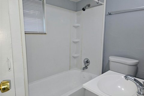 Apartamento en alquiler en Saint Petersburg, Florida, 2 dormitorios, 55.74 m2 № 1858232 - foto 19
