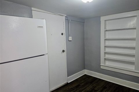Apartamento en alquiler en Saint Petersburg, Florida, 2 dormitorios, 55.74 m2 № 1858232 - foto 5