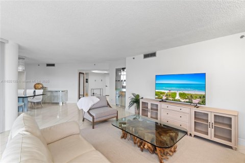 Condominio en venta en Aventura, Florida, 2 dormitorios, 179.86 m2 № 1818413 - foto 7