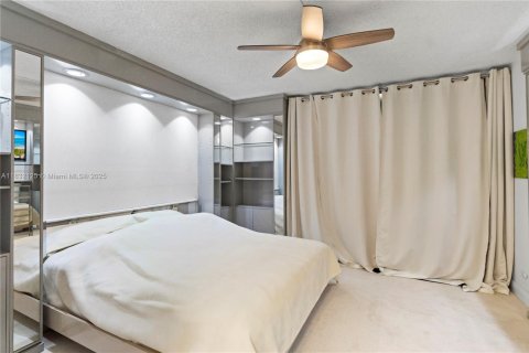 Condominio en venta en Aventura, Florida, 2 dormitorios, 179.86 m2 № 1818413 - foto 21