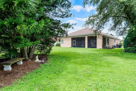 House in Windermere, Florida 3 bedrooms, 192.96 sq.m. № 1847972 - photo 30