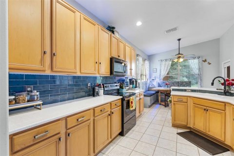 House in Windermere, Florida 3 bedrooms, 192.96 sq.m. № 1847972 - photo 12