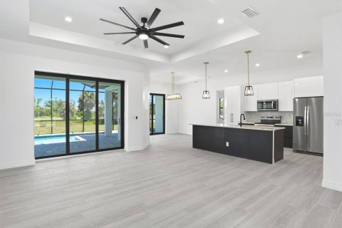 Villa ou maison à vendre à Rotonda, Floride: 4 chambres, 188.13 m2 № 2214859 - photo 6
