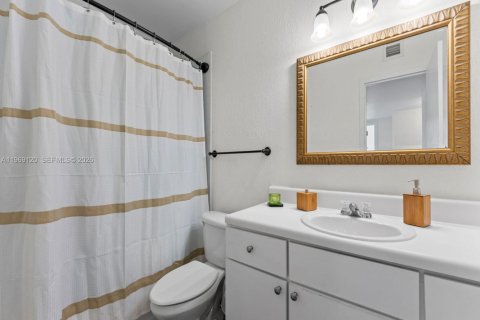 Copropriété à vendre à Doral, Floride: 2 chambres, 98.57 m2 № 2034089 - photo 19