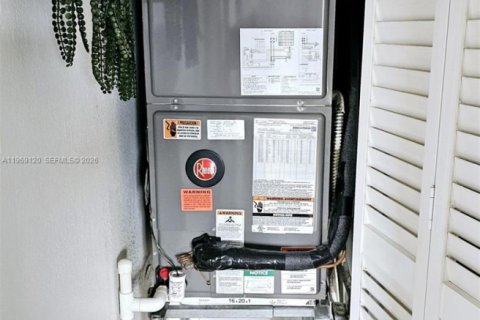 Copropriété à vendre à Doral, Floride: 2 chambres, 98.57 m2 № 2034089 - photo 27