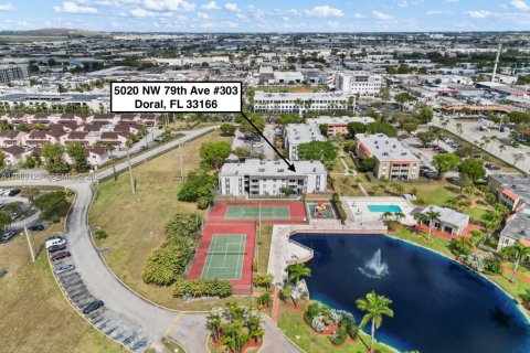 Copropriété à vendre à Doral, Floride: 2 chambres, 98.57 m2 № 2034089 - photo 2