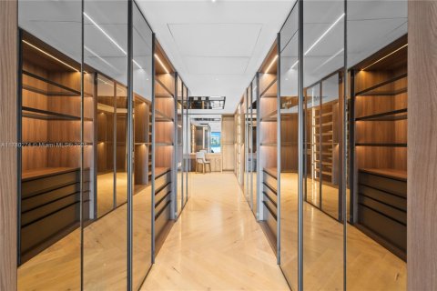 Casa en venta en Miami Beach, Florida, 6 dormitorios, 491.64 m2 № 2027750 - foto 11