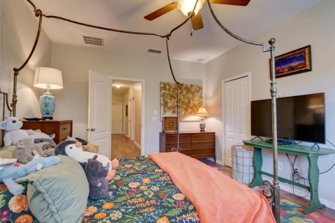 Condo in Windermere, Florida, 3 bedrooms № 2199350 - photo 25