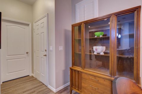 Condo in Windermere, Florida, 3 bedrooms № 2199350 - photo 5