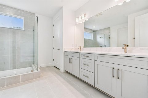 Casa en venta en Sarasota, Florida, 5 dormitorios, 327.11 m2 № 1542414 - foto 24