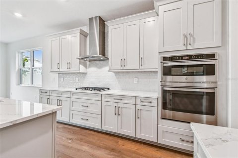 Casa en venta en Sarasota, Florida, 5 dormitorios, 327.11 m2 № 1542414 - foto 10