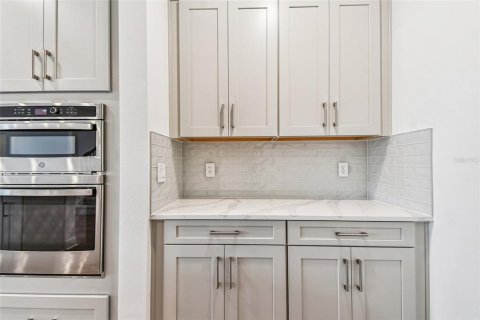 Casa en venta en Sarasota, Florida, 5 dormitorios, 327.11 m2 № 1542414 - foto 30
