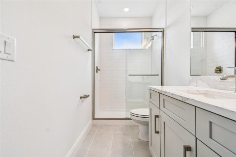 Casa en venta en Sarasota, Florida, 5 dormitorios, 327.11 m2 № 1542414 - foto 14